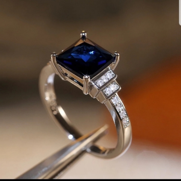 NEW 925 Silver Princess Square Blue Sapphire Ring - Picture 2 of 6